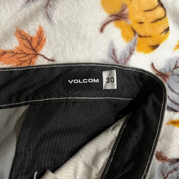 Gray Volcom Mens Shorts 30" - Picture 4 of 4